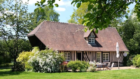 Normandy cottage 10 minutes from Honfleur