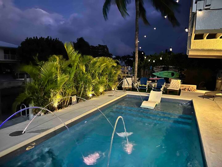 Waterfront, Deep Water, 5bd/3bth, Kayaks And Bikes - Marathon, FL