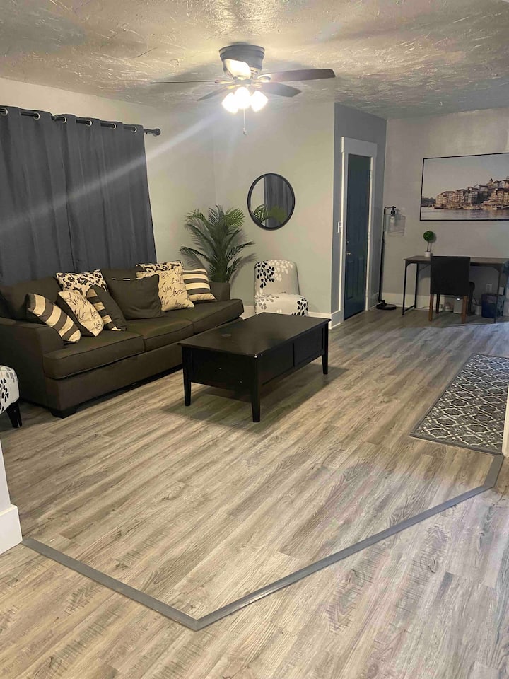 3 Bed 2 Full Bath Updated City Home - Battle Creek