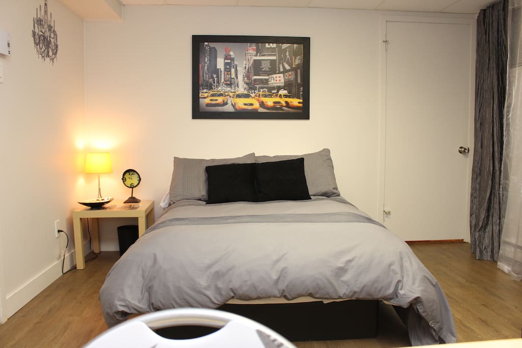 Chambre avec lit double