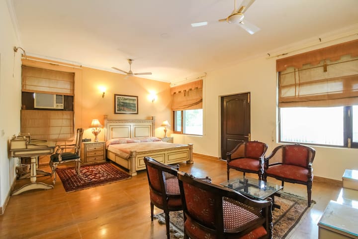 Master bedroom in a big colonial house South Delhi