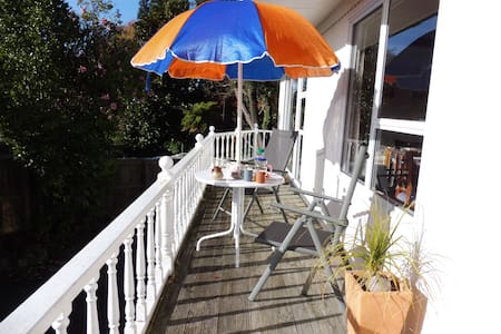 Comfortable & peaceful home: single