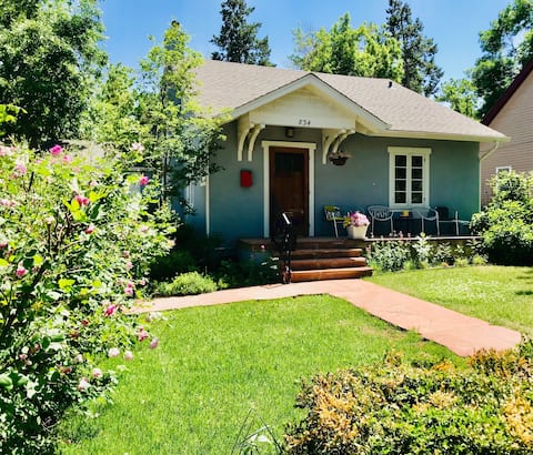 Downtown Mapleton Hill. Walk to Pearl St. & CU