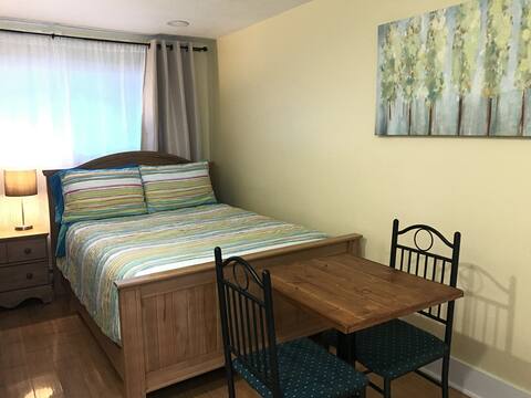 Tiny House Near Downtown