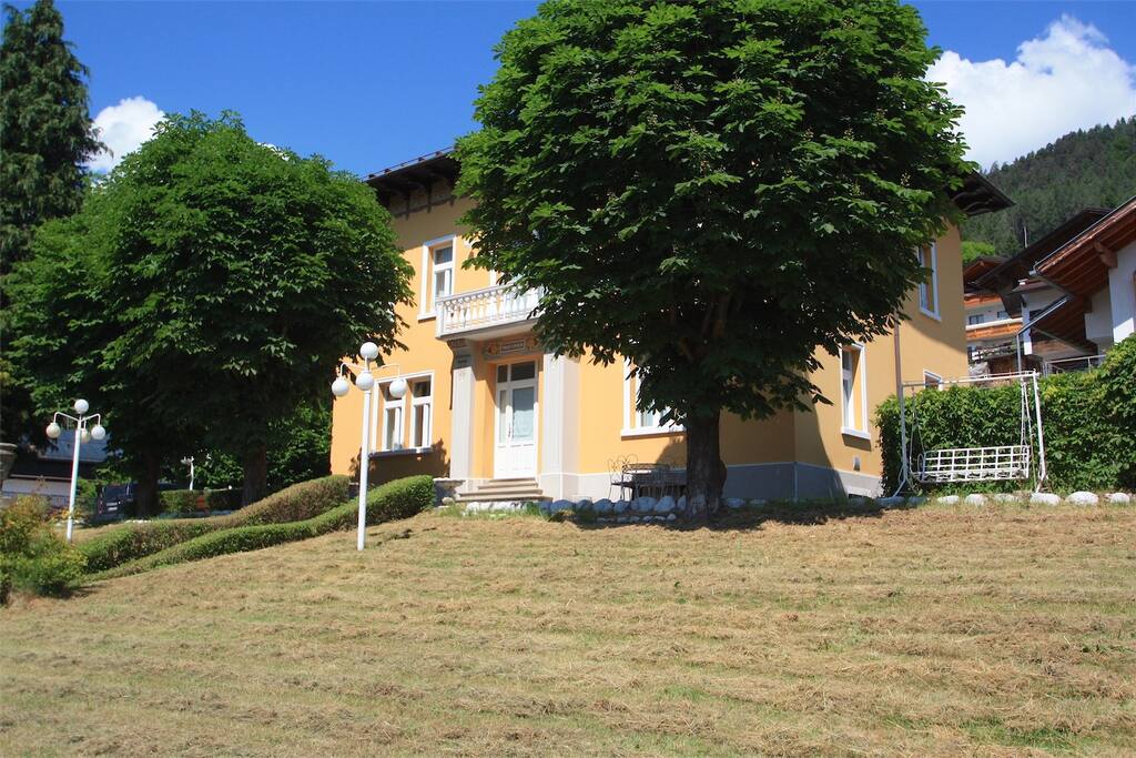 Il prato di Villa Emilia