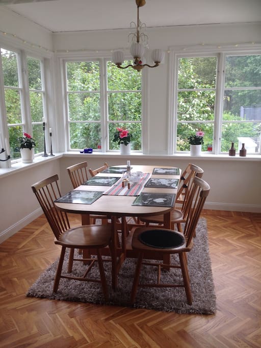 Dining room in the flower room