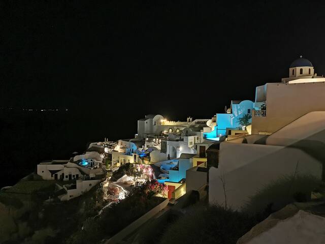 Aqua Terra 2 bedroom house caldera view gallery image 3