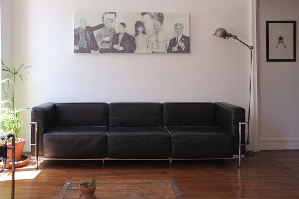 Le Salon / The Lounge