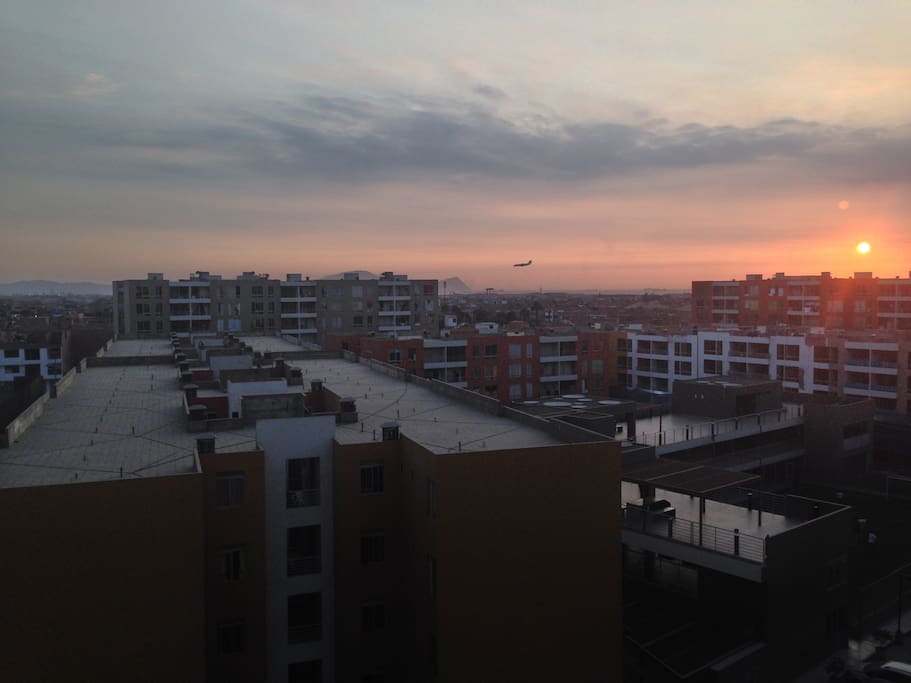 DON'T JUST GET A PLACE TO STAY, GET AN AMAZING VIEW-BOOK NOW