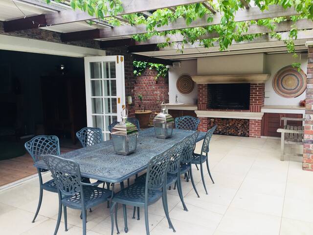 Beautiful spacious family home in prime location gallery image 5