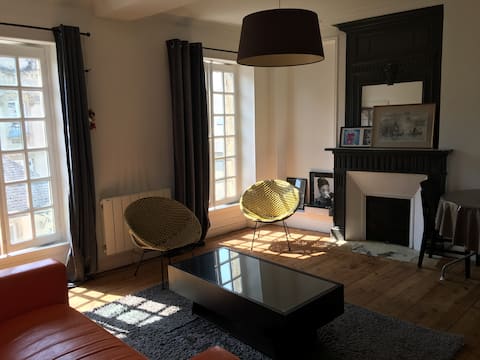 In a 18th century mansion in the heart of Bayeux