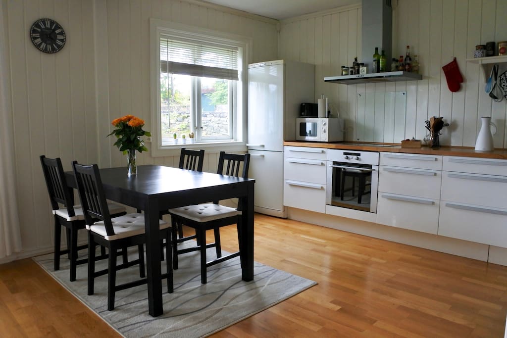 The kitchen and the dining area