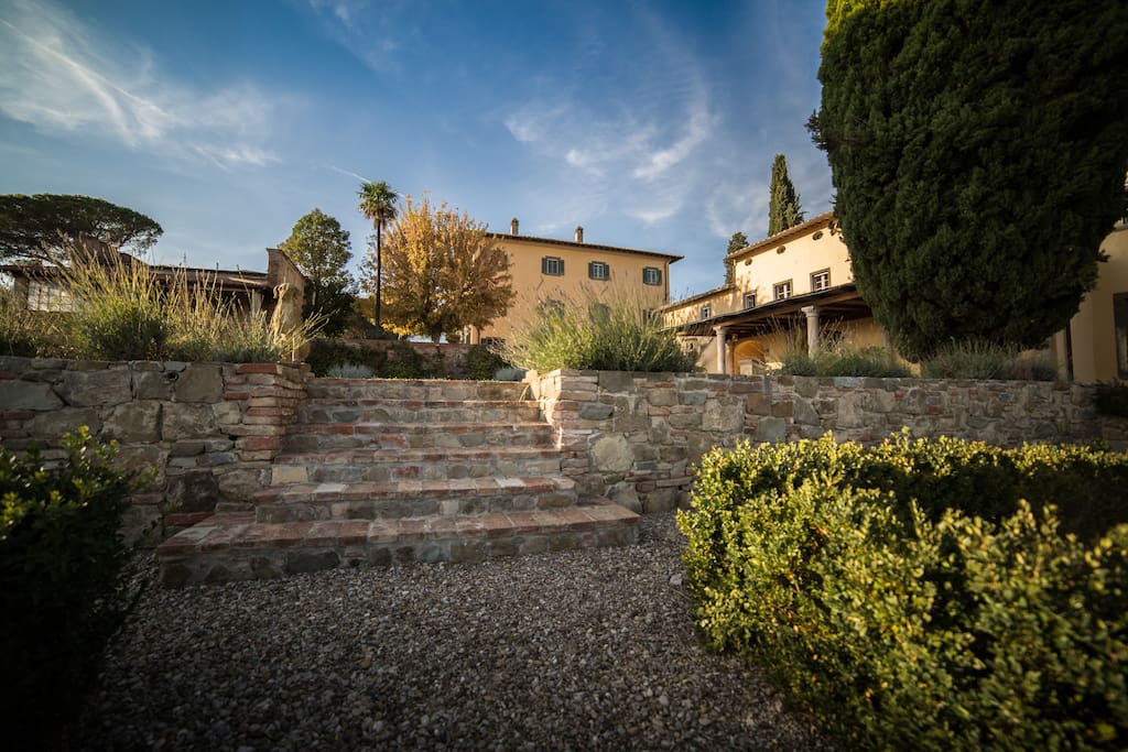 The stairs up to the pool from the gardens below