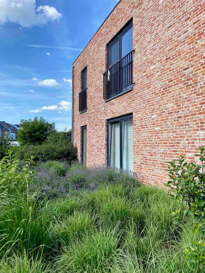 Apartment - free parking space - garden
