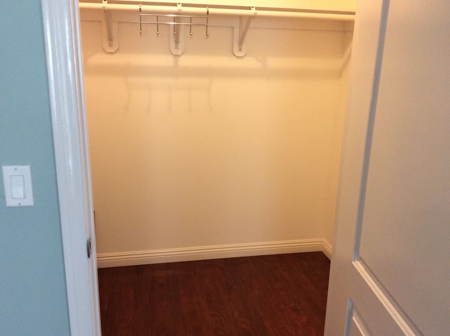Walk-in closet