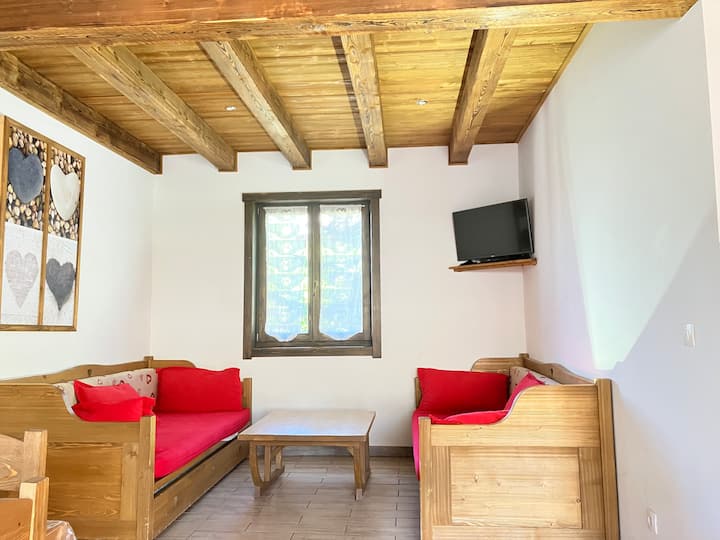 Chalet Le Crystal Avec Salle De Jeux - Les Orres