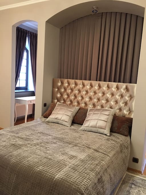Master bed room