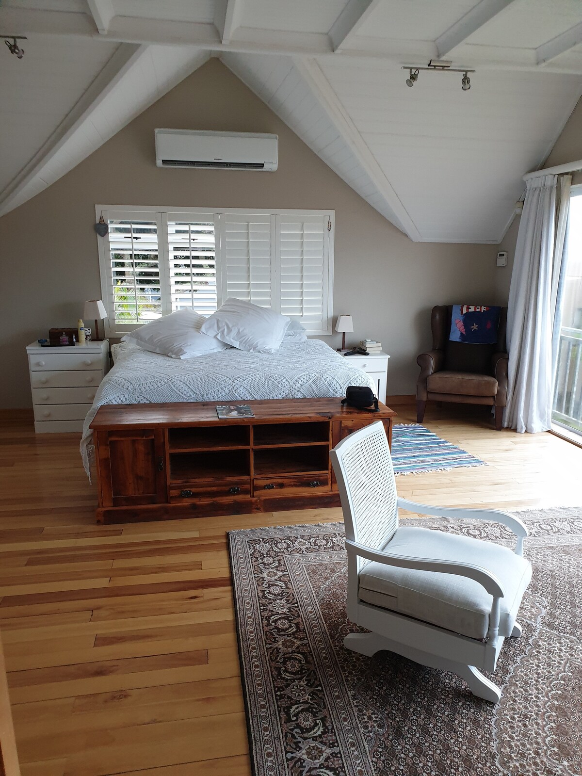 Მთავარი საძინებელი 