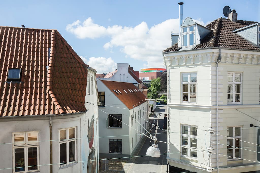 I bor i Centrum med udsigt til AROS