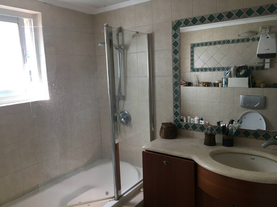 Bathroom/hot tub
