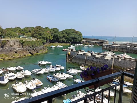 Old fishermen's house. With Private Garage!