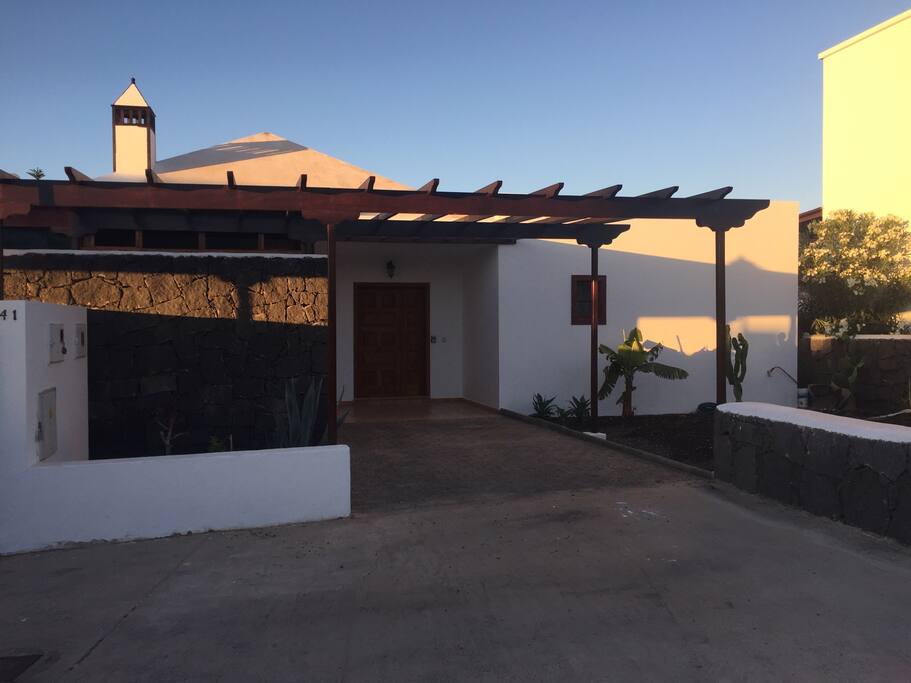 Entrada a la casa
