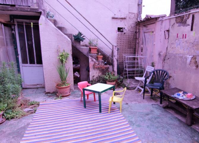 House near Capucins – Saint Michel – Victoire gallery image 2