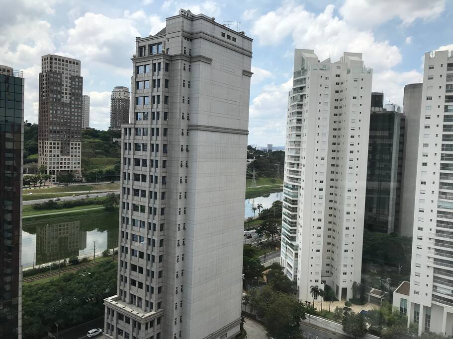 Vista de sacada com blindex