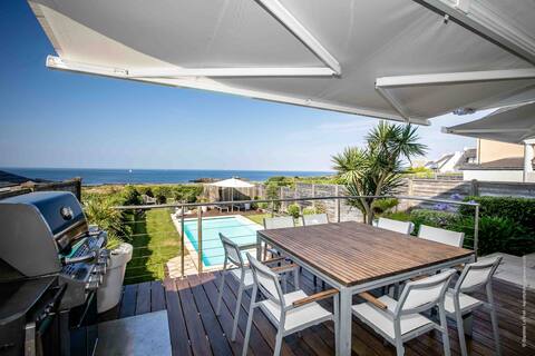 Beautiful villa with sea view, pool and jaccuzi