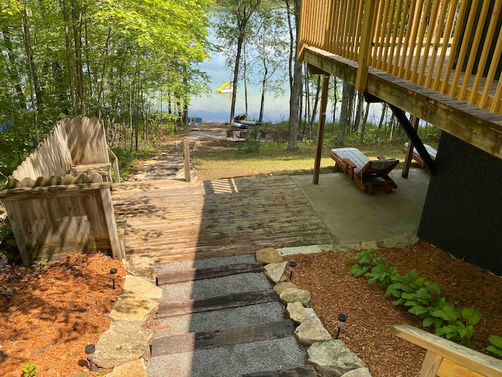 Eagle Lake Escape, Lakefront, Swimming