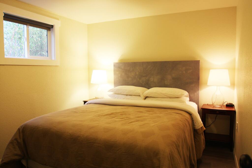 Private queen bedroom