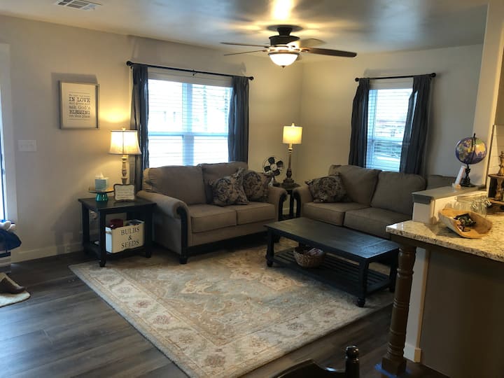 Entire Private Duplex - Lake Eucha, OK