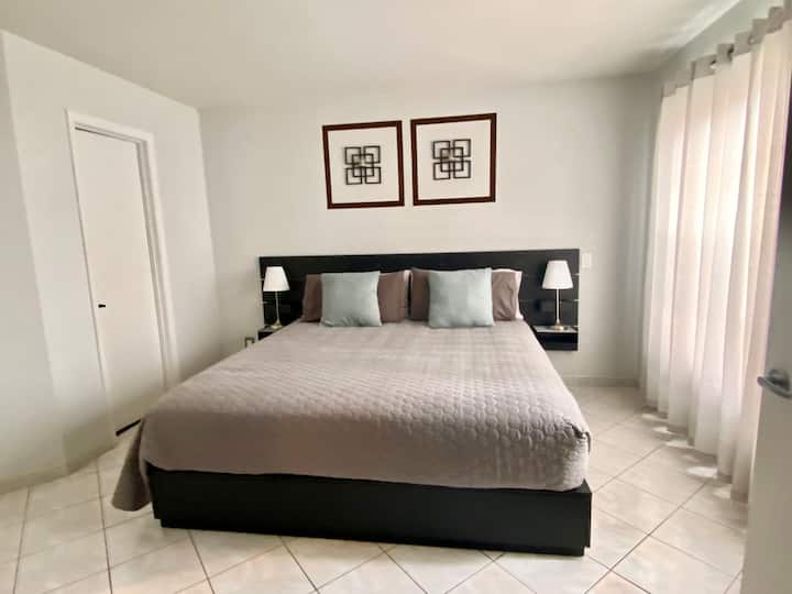 ห้องนอนใหญ่