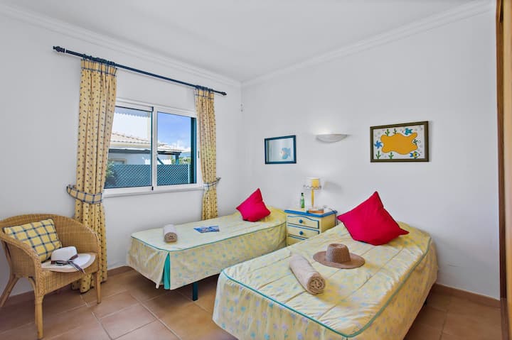 Ground Floor Twin 1 with space for Cot Bed