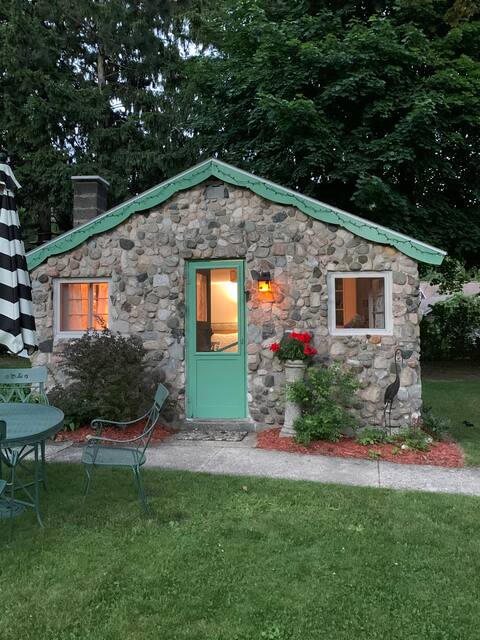 Stone Cottage ~ Pool + Patio + Grill {Adults Only}
