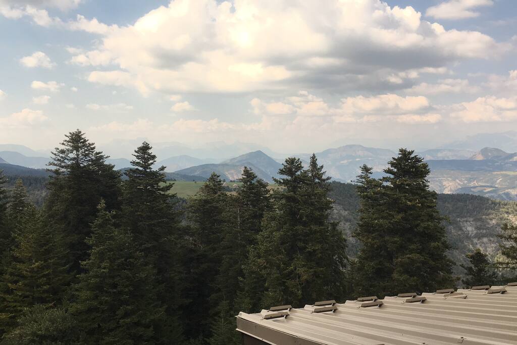 vue de la studette située au dernier étage sous les toits