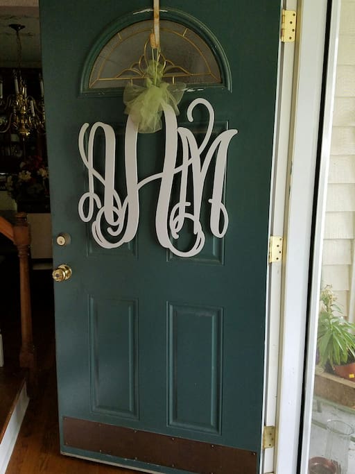 front door easy to identify