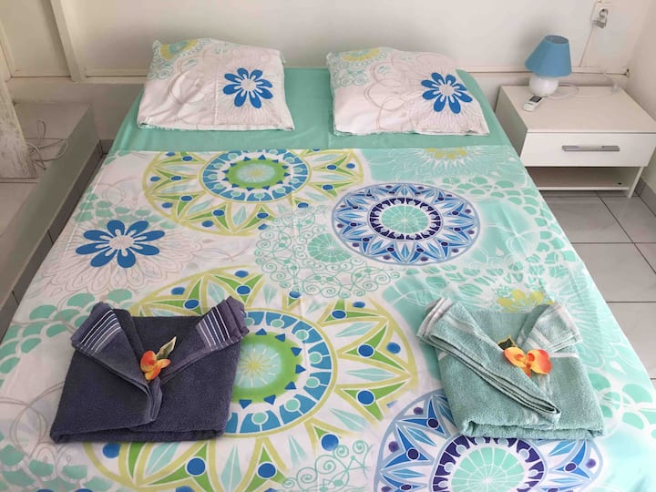 חדר שינה ראשון 