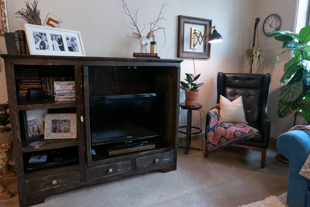 TV