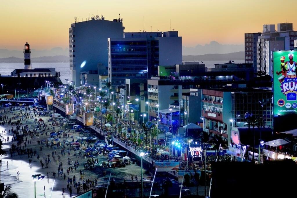 Circuito Barra Ondina do Carnaval de Salvador a 300m