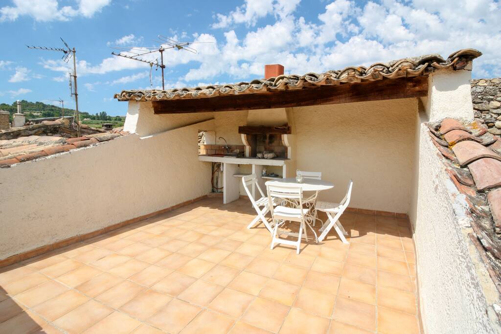 Upper Roof Terrace