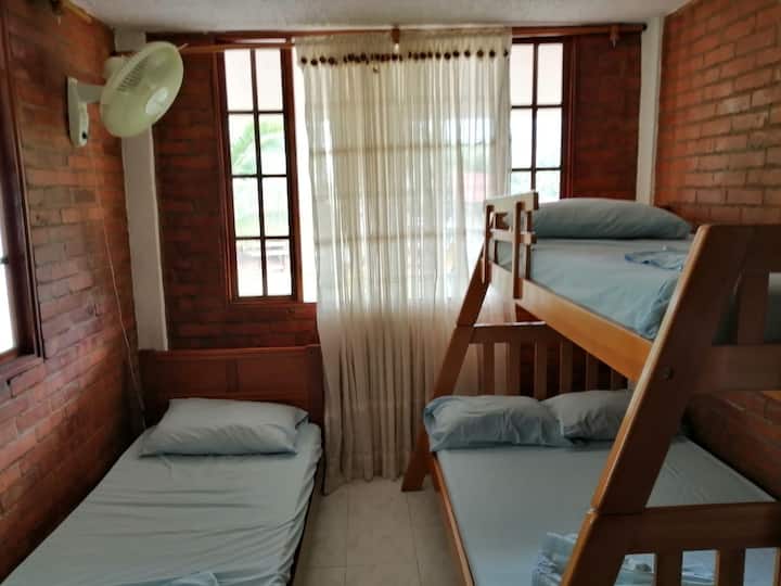 საძინებელი 2