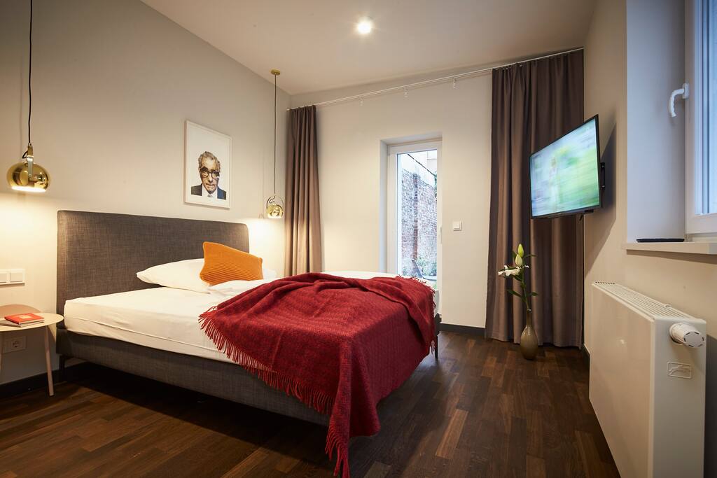 Sleeping room