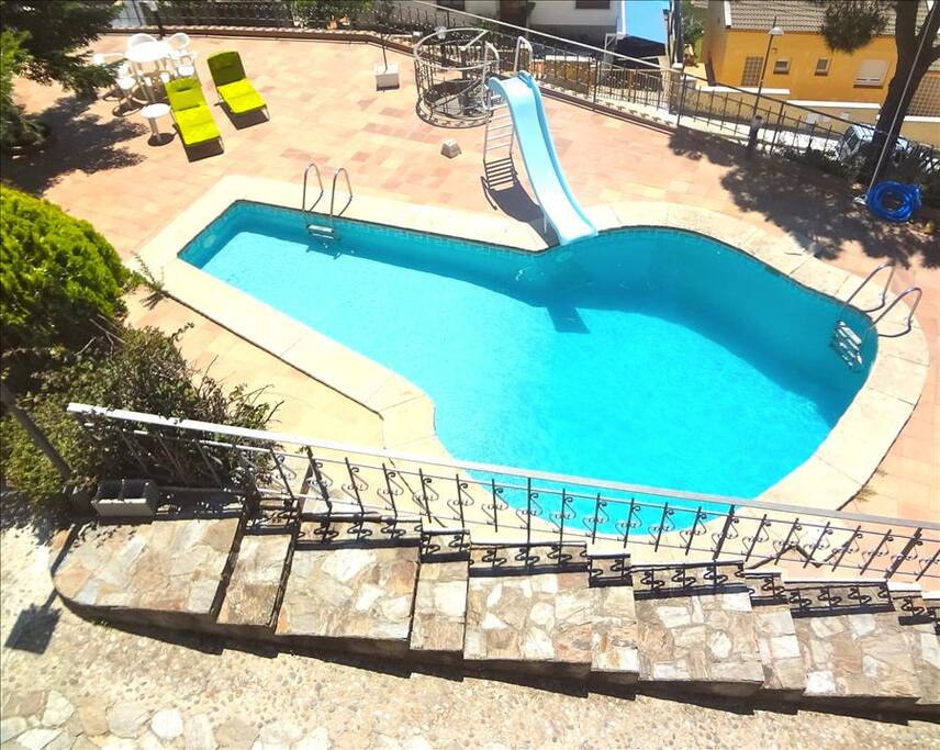 Private swimming pool