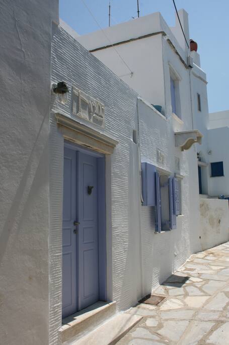 Γενική άποψη από τον δρόμο