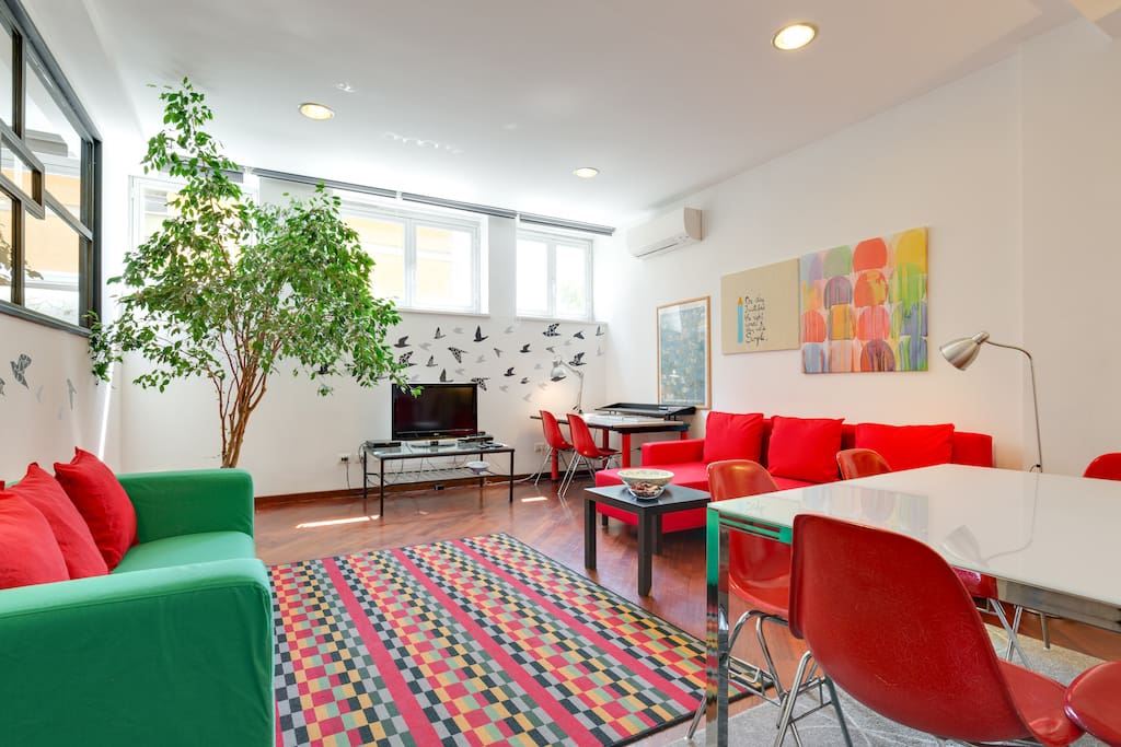 Modern with wooden floor all over the apartment - Wifi - Air conditioning - Laundry - Parking