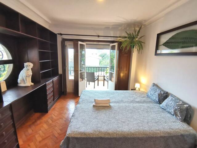 Botanique House gallery image 2