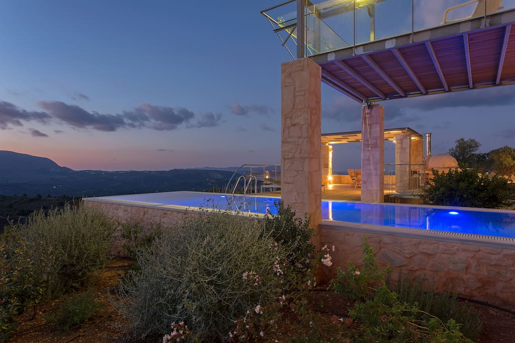 Sunset view by the pool