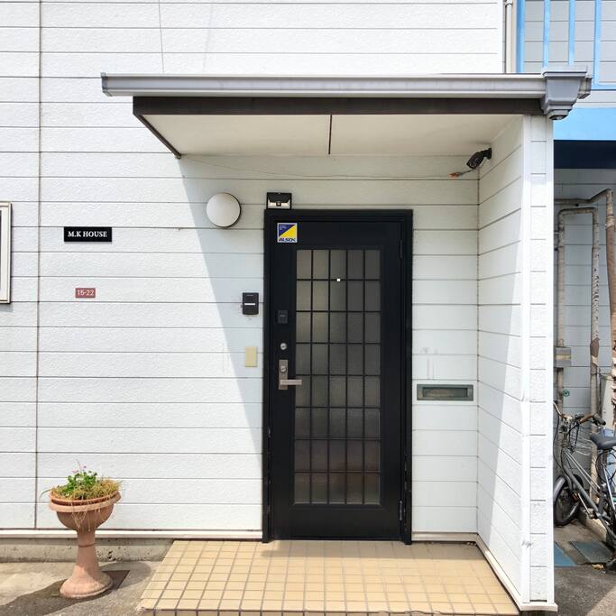 Entrance from the street