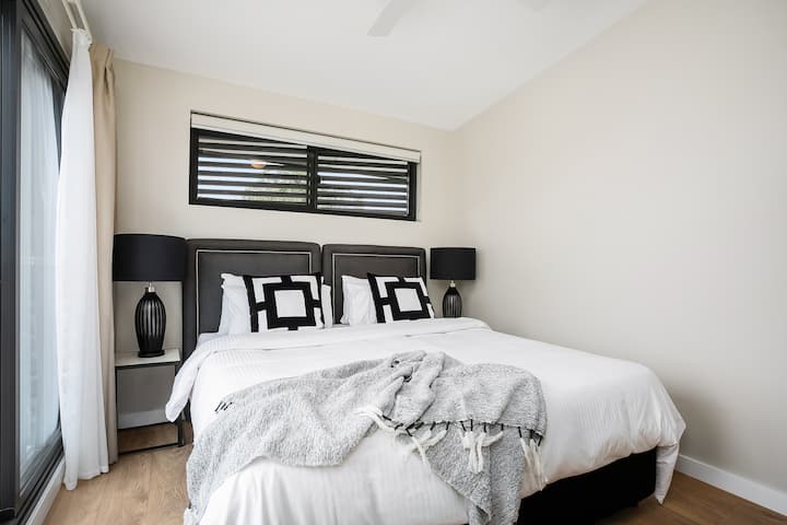 2nd bedroom - is made up as 2 split singles and not as shown in this photo.